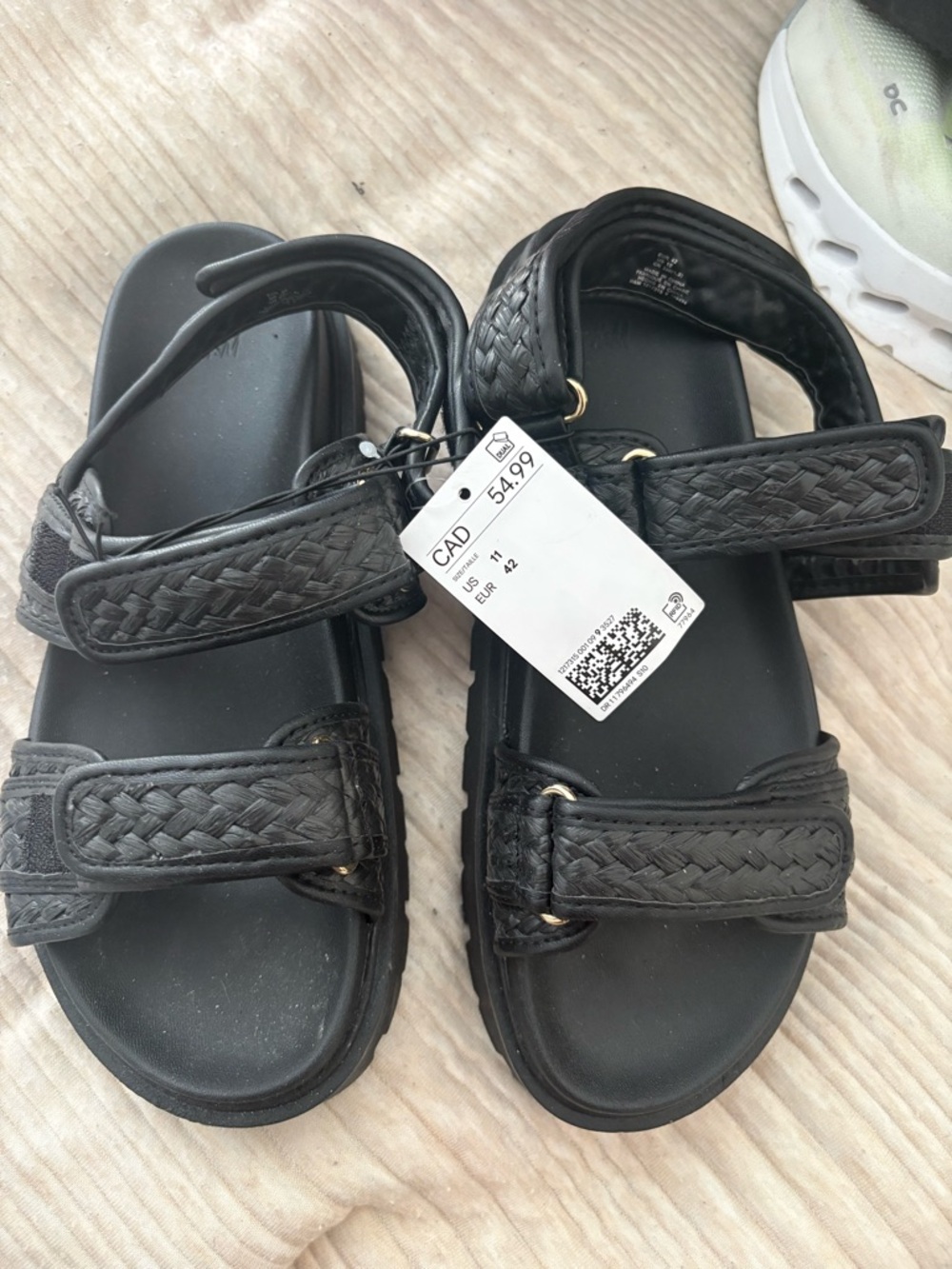 Black Braided Strap Sandals new with tags size 10